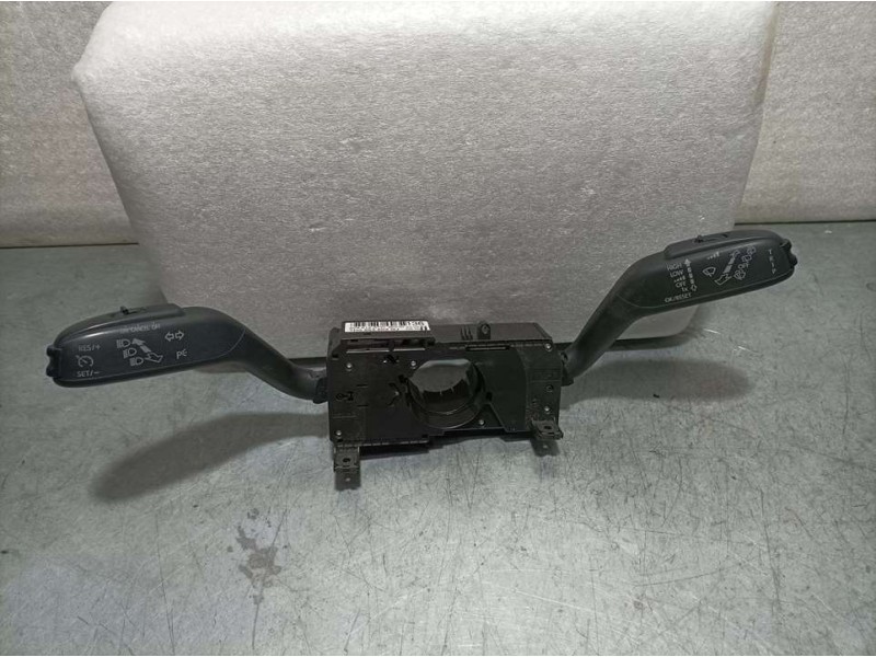 Recambio de mando luces y limpia para seat ibiza st (6j8) style itech referencia OEM IAM 7H095350GJ  