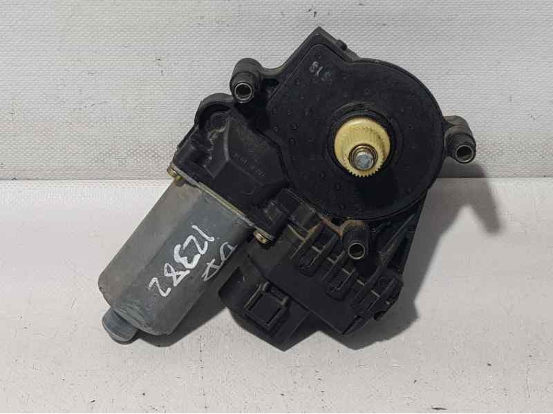 Recambio de motor elevalunas delantero derecho para audi allroad quattro (4b5) 2.5 tdi (132kw) referencia OEM IAM   8 PINS