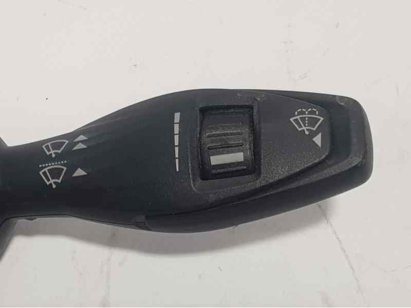 Recambio de mando limpia para ford fiesta (cb1) ambiente referencia OEM IAM 8A6T17A553AC  