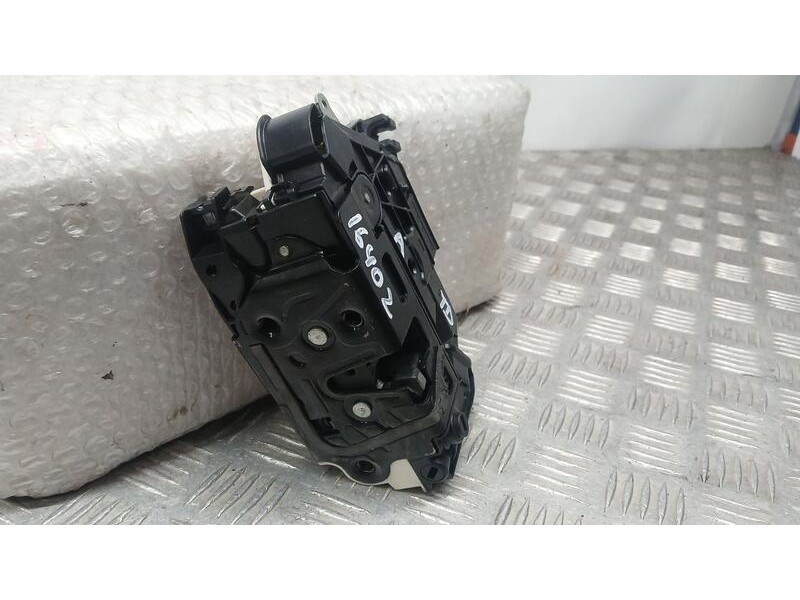 Recambio de cerradura puerta trasera derecha para volkswagen tiguan (5n2) blue motion tig referencia OEM IAM 5N0839016J  