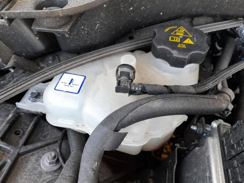 Recambio de deposito expansion para maserati grecale modena mild hybrid q4 referencia OEM IAM   