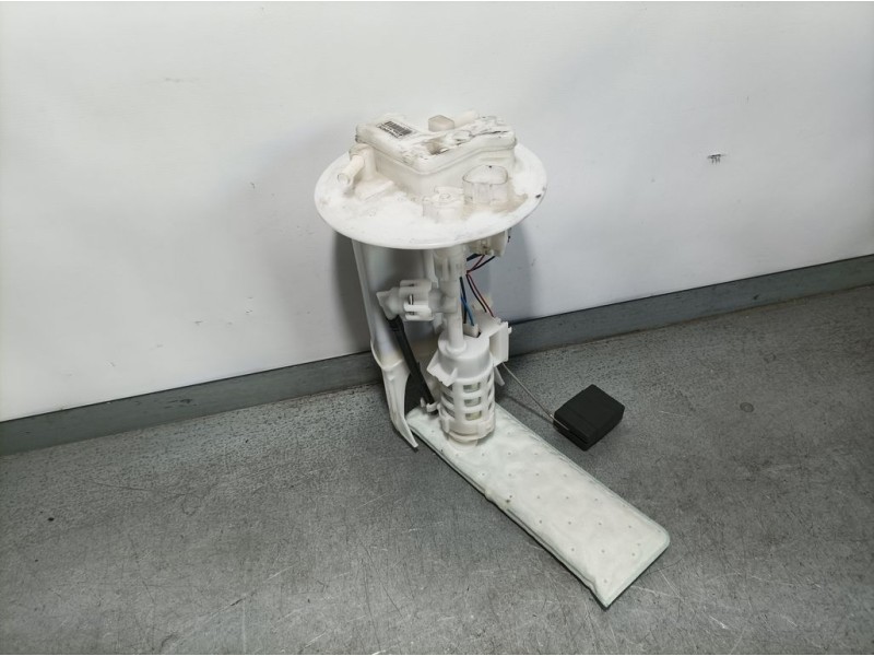 Recambio de aforador para toyota yaris active referencia OEM IAM 777040D070  AISAN