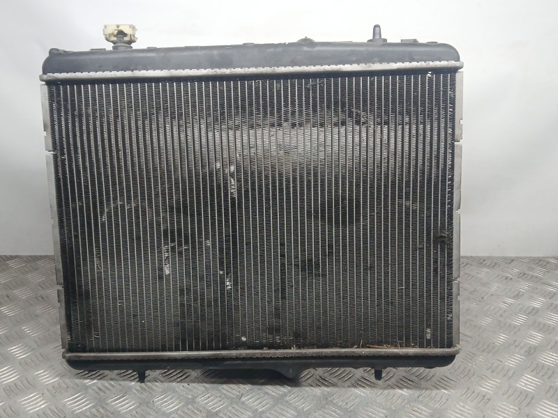 Recambio de radiador agua para citroën c3 comercial referencia OEM IAM 9685852680 DENSO 890960000