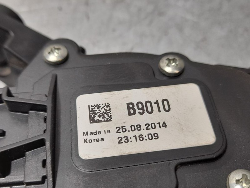 Recambio de potenciometro pedal para hyundai i20 classic referencia OEM IAM B9010  