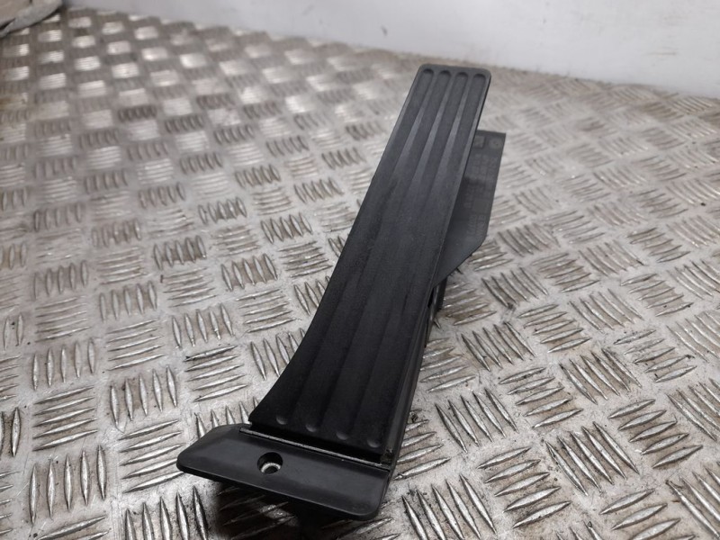 Recambio de potenciometro pedal para bmw serie 1 berlina (e81/e87) 118d referencia OEM IAM 678658901 6PV00937920 