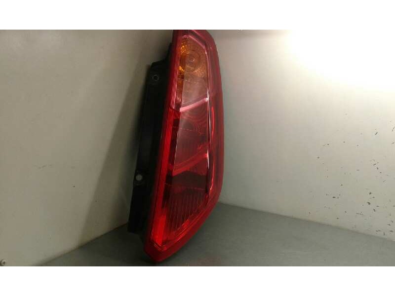 Recambio de piloto trasero derecho para fiat grande punto (199) 1.4 referencia OEM IAM   