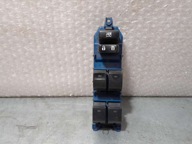 Recambio de mando elevalunas delantero izquierdo para toyota avensis (t27) active referencia OEM IAM 84404005020  