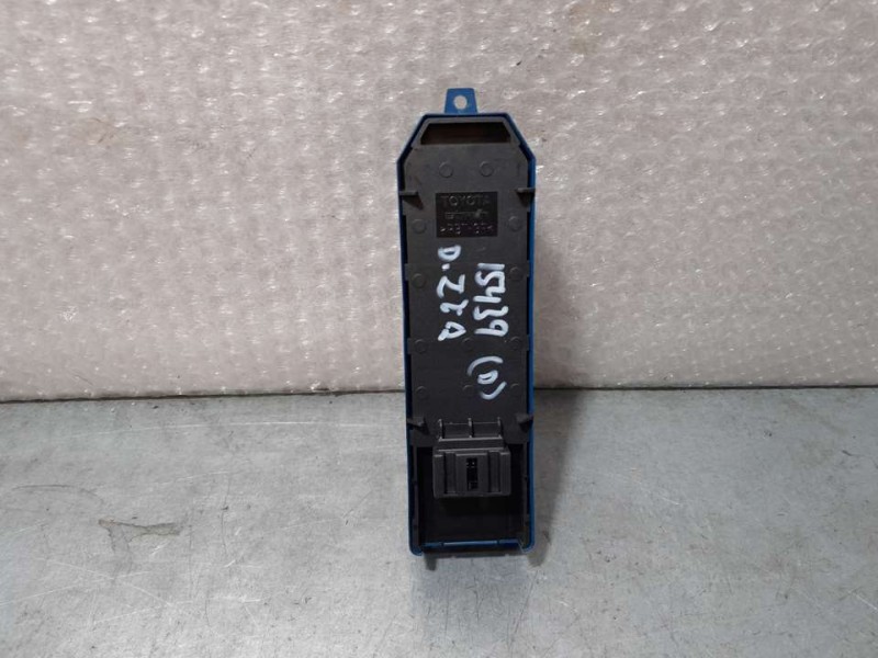Recambio de mando elevalunas delantero izquierdo para toyota avensis (t27) active referencia OEM IAM 84404005020  