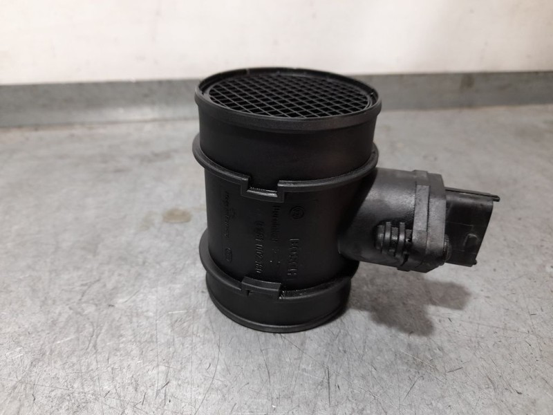 Recambio de caudalimetro para opel omega b elegance berlina referencia OEM IAM 281002180  BOSCH