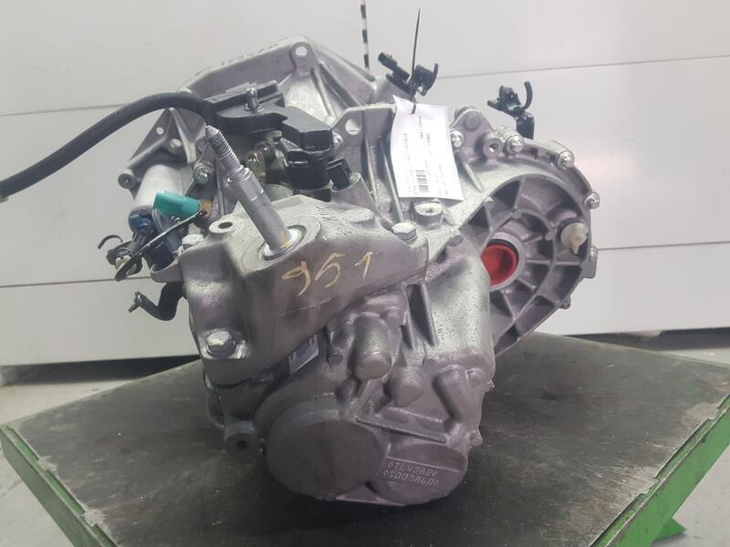 Recambio de caja cambios para renault express van referencia OEM IAM TL4382 S003860 6 VELOCIDADES