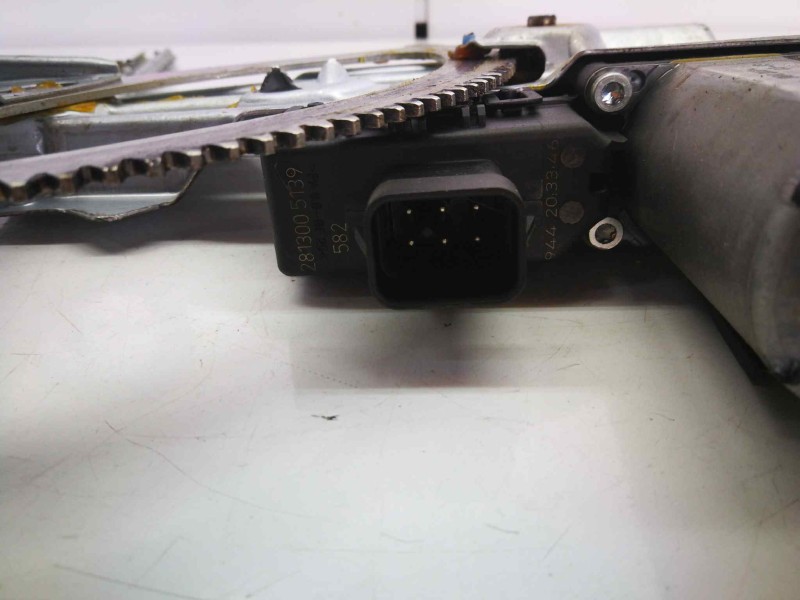 Recambio de elevalunas delantero derecho para opel astra gtc 1.9 16v cdti cat (z 19 dth / lrd) referencia OEM IAM 994887100  6 P