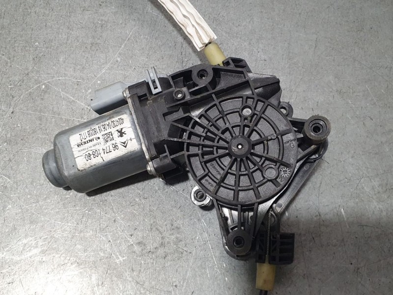 Recambio de elevalunas delantero derecho para citroën c-elysée feel referencia OEM IAM 9674412380  ELECTRICO 2 PINS