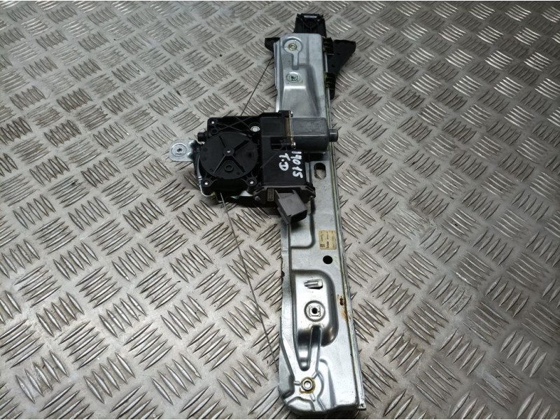 Recambio de elevalunas trasero derecho para opel insignia berlina cosmo referencia OEM IAM 20952451RH 964840407 BROSE ELECTRICO 