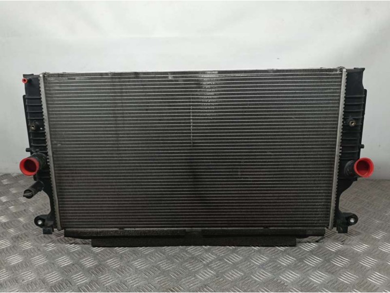 Recambio de radiador agua para toyota avensis (t27) active referencia OEM IAM 164000R061B M135676D VALEO