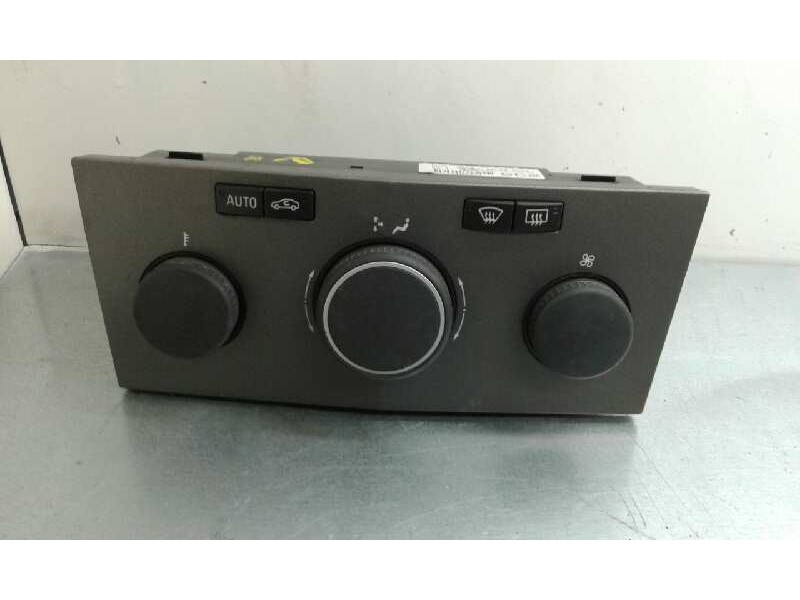 Recambio de mando climatizador para opel astra gtc 1.9 16v cdti cat (z 19 dth / lrd) referencia OEM IAM 901512400003 10000025884