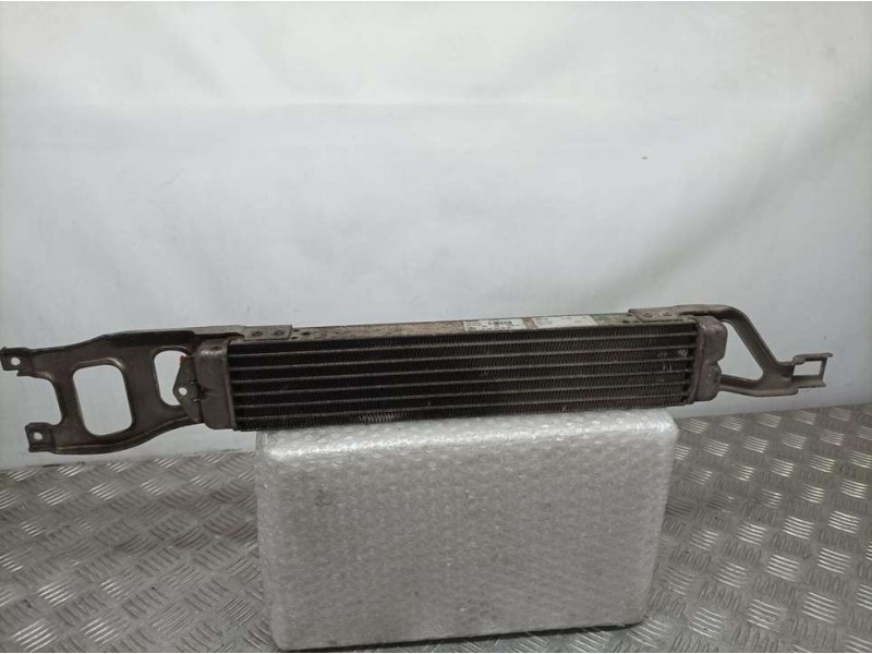 Recambio de radiador aceite para mercedes-benz clase b (w245) 180 cdi (245.207) referencia OEM IAM A1695000200 C7270 BEHR