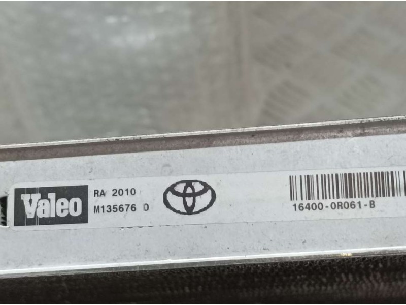 Recambio de radiador agua para toyota avensis (t27) active referencia OEM IAM 164000R061B M135676D VALEO