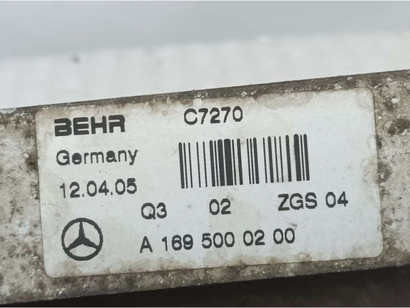 Recambio de radiador aceite para mercedes-benz clase b (w245) 180 cdi (245.207) referencia OEM IAM A1695000200 C7270 BEHR