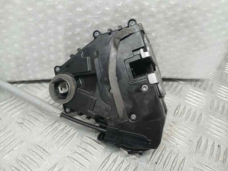 Recambio de cerradura puerta delantera derecha para renault express van referencia OEM IAM 805022699R  ELECTRICA 4 PINS