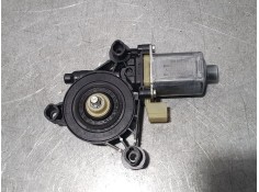 MOTOR ELEVALUNAS DELANTERO DERECHO 130822717 BOSCH