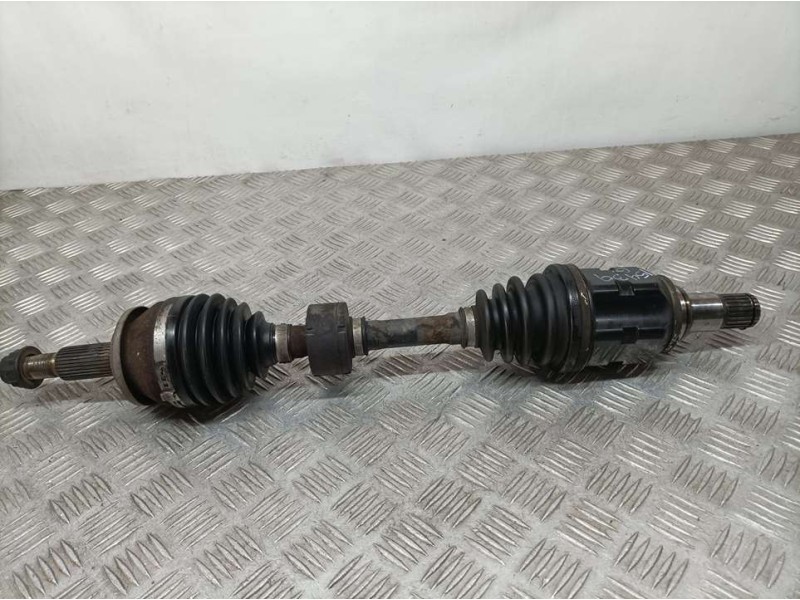 Recambio de transmision delantera izquierda para toyota avensis (t27) active referencia OEM IAM 4342005431  SIN REFERENCIA