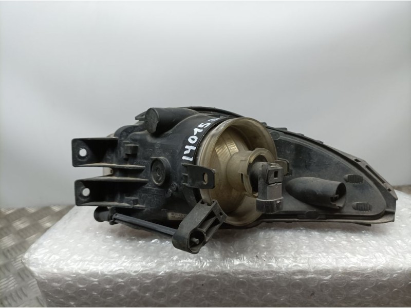Recambio de faro antiniebla derecho para opel insignia berlina cosmo referencia OEM IAM 13226829  