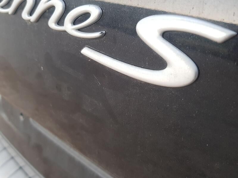 Recambio de porton trasero para porsche cayenne (9pa) s 4.5 referencia OEM IAM 95551201110GRV  TOCADO