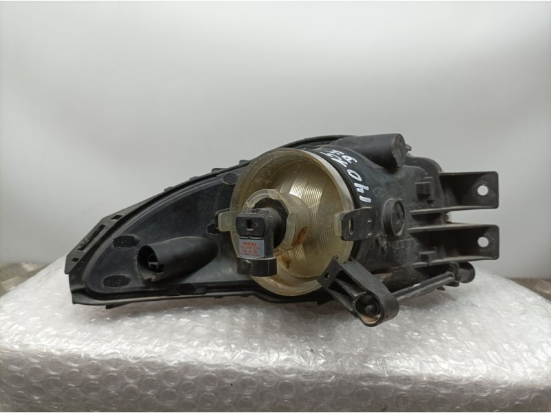 Recambio de faro antiniebla izquierdo para opel insignia berlina cosmo referencia OEM IAM 13226828  