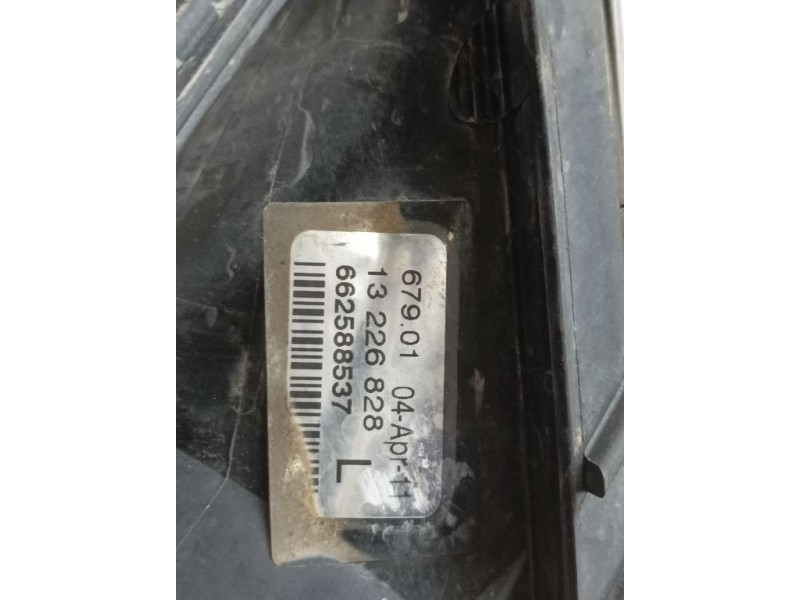 Recambio de faro antiniebla izquierdo para opel insignia berlina cosmo referencia OEM IAM 13226828  