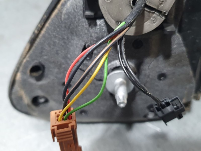 Recambio de retrovisor derecho para citroën c-elysée feel referencia OEM IAM   ELECTRICO 5 Y 2 CABLES