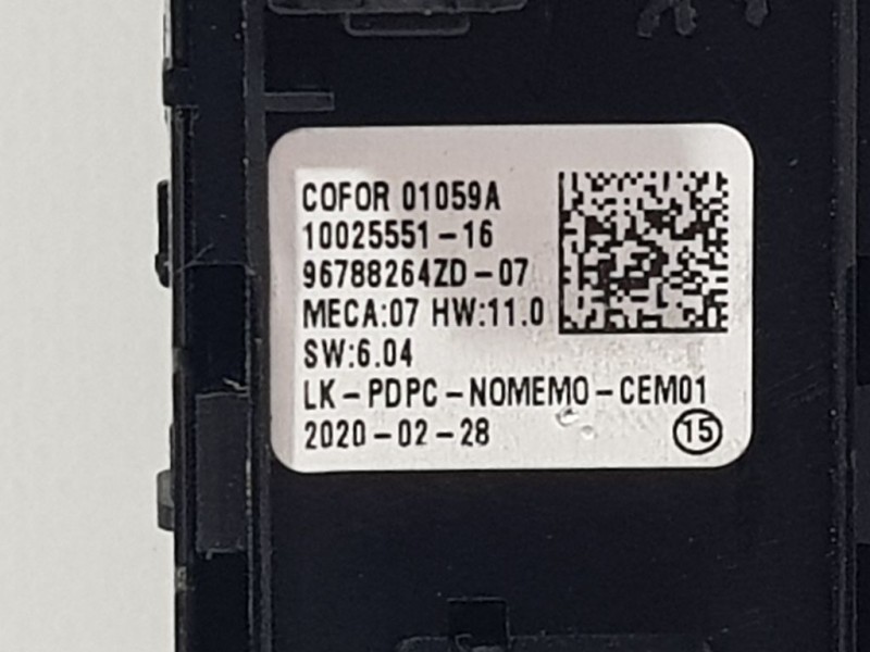 Recambio de mando elevalunas delantero izquierdo para opel corsa f edition referencia OEM IAM 96788264ZD  