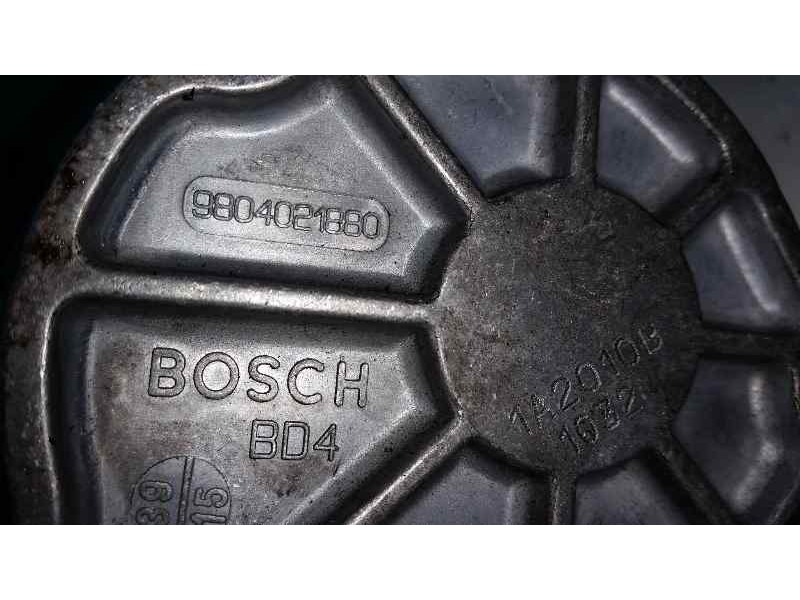 Recambio de depresor freno / bomba vacio para peugeot 208 1.4 hdi fap referencia OEM IAM 1A2010B 9804021880 BOSCH