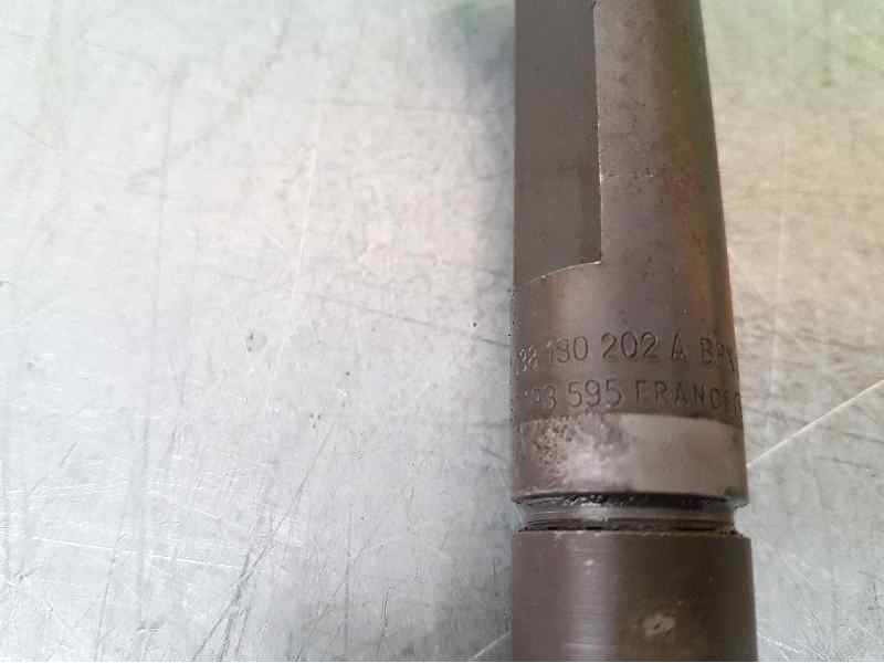 Recambio de inyector para volkswagen golf iv berlina (1j1) 1.9 tdi referencia OEM IAM 038130202A 0432193595 BOSCH