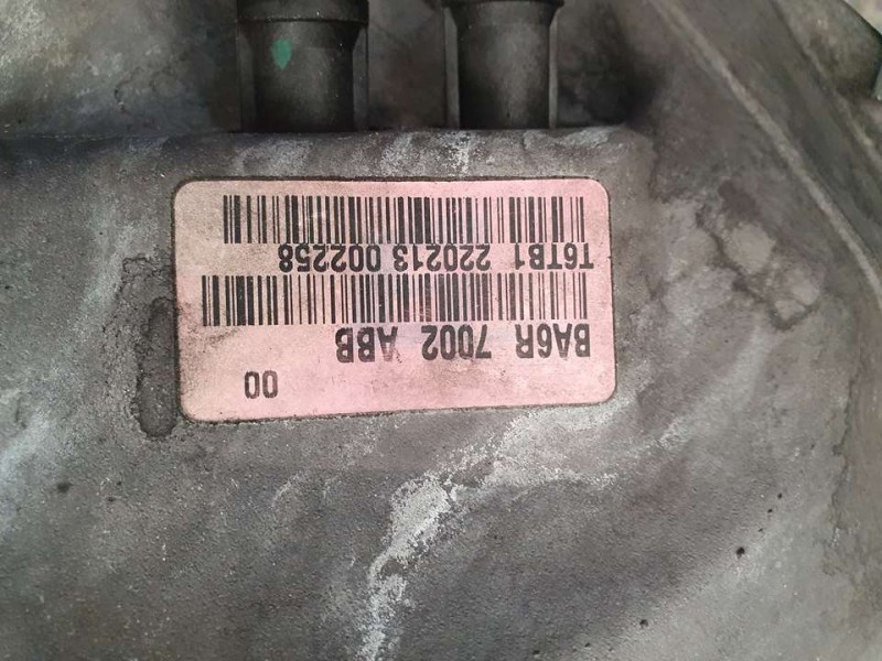 Recambio de caja cambios para ford fiesta (ccn) ambiente referencia OEM IAM BA6R7002ABB 220213 5VELOCIDADES