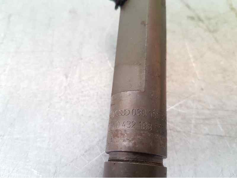 Recambio de inyector para volkswagen golf iv berlina (1j1) 1.9 tdi referencia OEM IAM 038130202A 0432193595 BOSCH