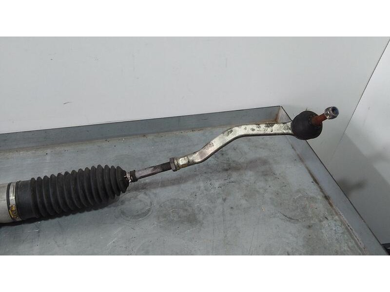 Recambio de cremallera direccion para renault express van referencia OEM IAM 6900004218 490018151R ASISTIDA