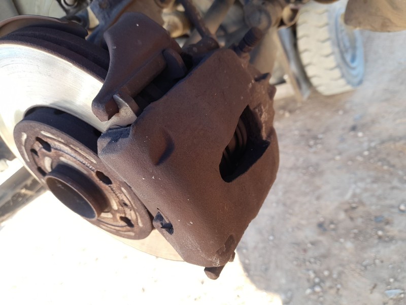 Recambio de pinza freno delantera derecha para seat ibiza iv (6j5, 6p1) 1.4 tdi referencia OEM IAM 6C0615124  