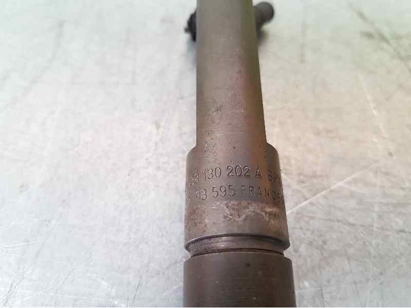 Recambio de inyector para volkswagen golf iv berlina (1j1) 1.9 tdi referencia OEM IAM 038130202A 0432193595 BOSCH