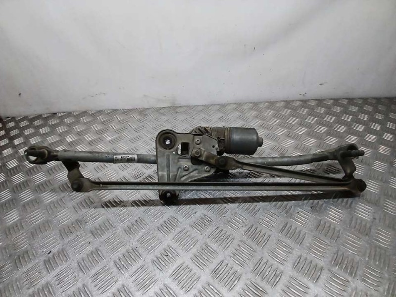 Recambio de motor limpia delantero para volvo xc60 kinetic 2wd referencia OEM IAM 30753513 3397020952 BOSCH