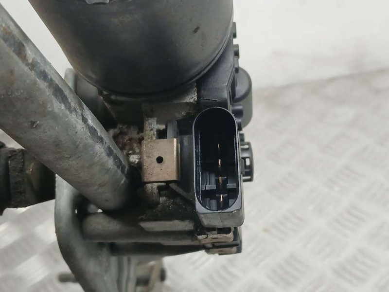 Recambio de motor limpia delantero para volvo xc60 kinetic 2wd referencia OEM IAM 30753513 3397020952 BOSCH