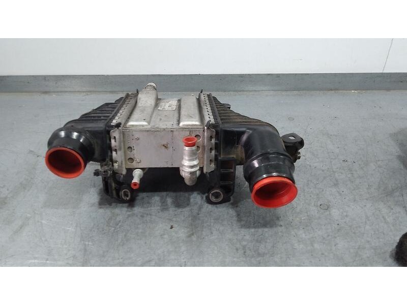 Recambio de intercooler para renault express van referencia OEM IAM 144967867R  