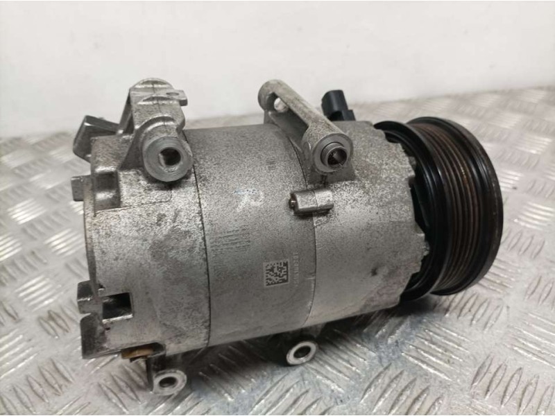 Recambio de compresor aire acondicionado para ford fiesta (ccn) ambiente referencia OEM IAM AV1119D929AB  