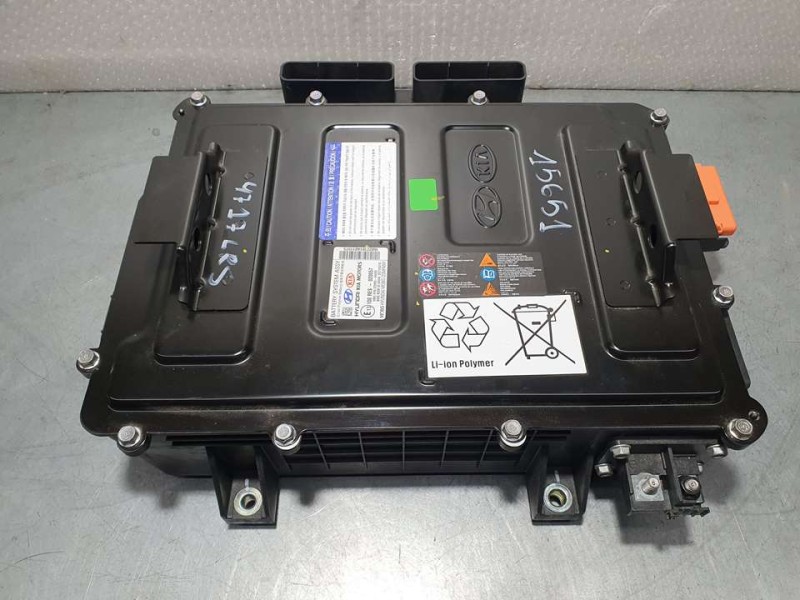 Recambio de bateria para kia stonic (ybcuv) hybrid referencia OEM IAM 375M0H8000 MOBIS 