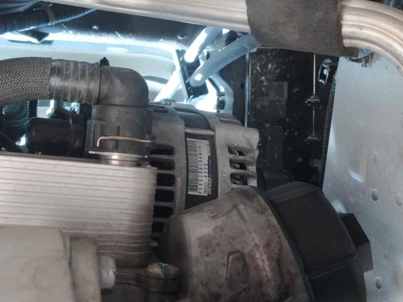 Recambio de alternador para jeep cherokee limited 4x2 referencia OEM IAM   