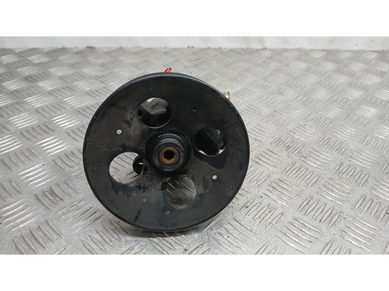 Recambio de bomba direccion para opel astra f sedán (t92) 1.6 i (f19, m19) referencia OEM IAM 90468384  26039836