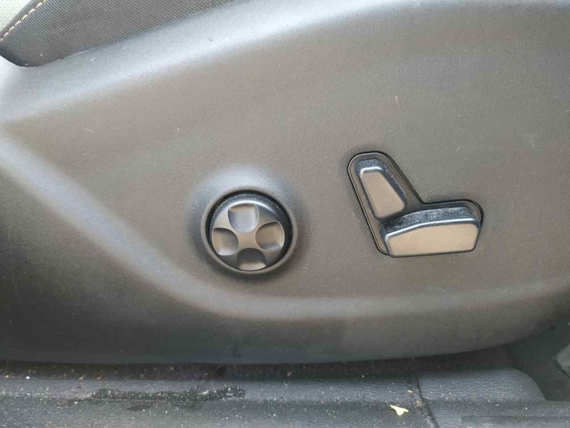 Recambio de asiento delantero derecho para jeep cherokee limited 4x2 referencia OEM IAM   ELECTRICO , C/ AIRBAG