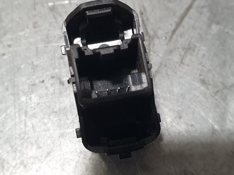 Recambio de mando elevalunas delantero derecho para ford fiesta (ccn) ambiente referencia OEM IAM BM5T14529AB 10091844 