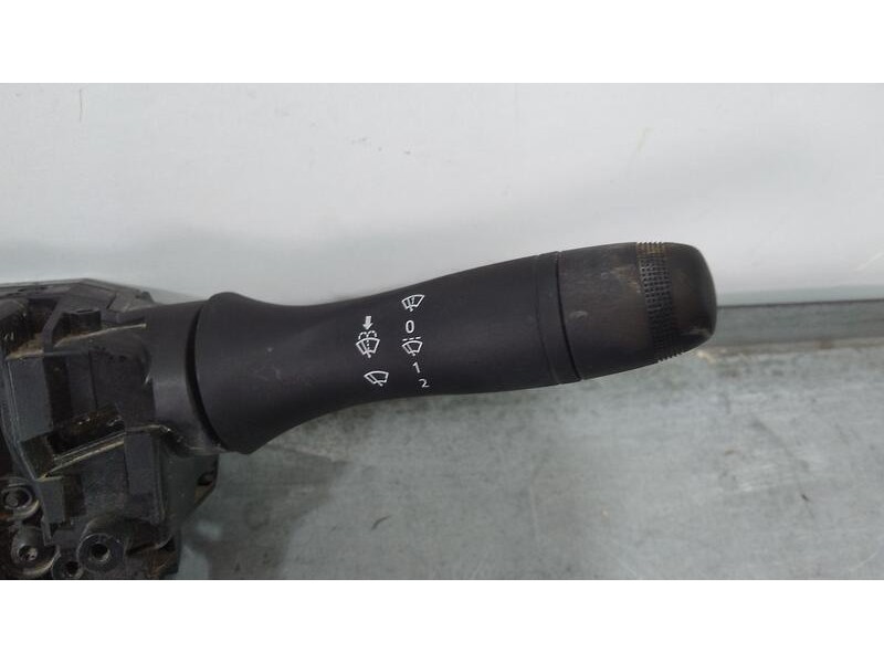 Recambio de mando luces y limpia para renault express van referencia OEM IAM 255671844R 255671844r valeo