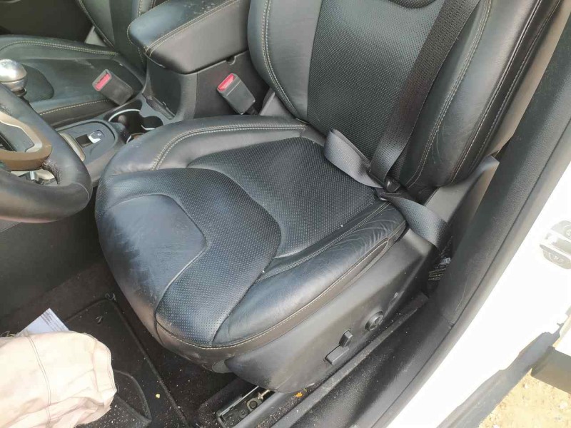 Recambio de asiento delantero izquierdo para jeep cherokee limited 4x2 referencia OEM IAM   ELECTRICO , C/ AIRBAG