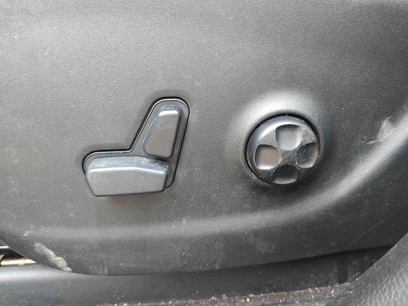 Recambio de asiento delantero izquierdo para jeep cherokee limited 4x2 referencia OEM IAM   ELECTRICO , C/ AIRBAG